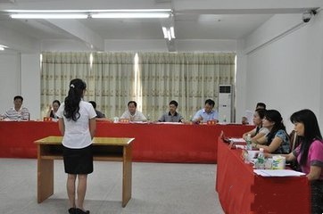 “電子廠招聘信息滿滿，領(lǐng)導(dǎo)不認(rèn)可工作就沒辦法？錯，方法多著呢。”