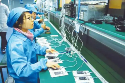 “在電子廠招聘信息中，本是進廠做品檢，無奈！卻做了組裝員...”