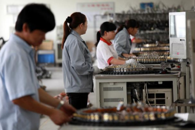 《電子廠招聘信息，流水線上班究竟累不累？》