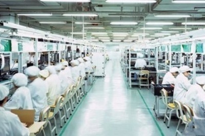 面對學歷不高無一技傍身，電子廠招聘信息帶來轉機